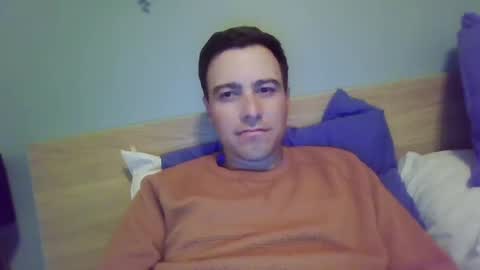 Snapshot of stbs1616 chatting on 10/20/25, 03:51 stbs1616 online show from 10/20/25, 03:51