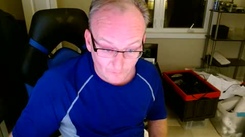 Snapshot of steakman007 chatting on 10/28/25, 02:59 Steakman online show from 10/28/25, 02:59