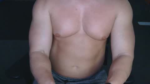 Snapshot of steelphysique chatting on 03/16/26, 03:45 SteelPhysique online show from 03/16/26, 03:45