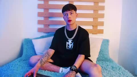 Steev online show from 01/01/25, 11:18