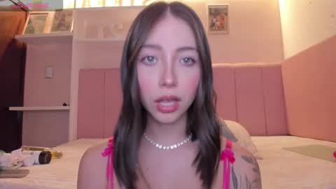 Stefa Gomez  online show from 11/03/25, 12:17