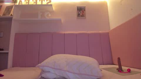 Stefa Gomez  online show from 03/22/26, 12:08