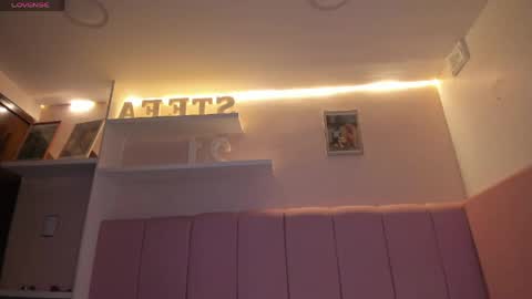 Stefa Gomez  online show from 04/12/26, 12:10