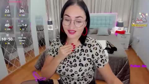 StefanaWinter online show from 10/16/25, 11:22