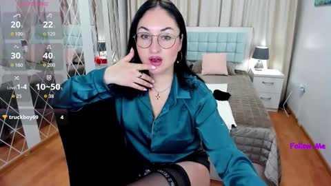 StefanaWinter online show from 03/31/26, 05:41