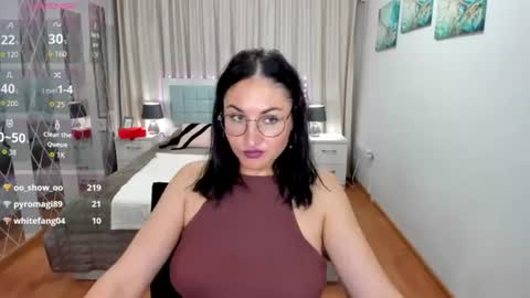 Snapshot of stefanawinter chatting on 07/07/26, 07:56 StefanaWinter online show from 07/07/26, 07:56