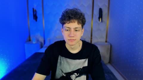 Esrefan online show from 02/16/26, 07:32