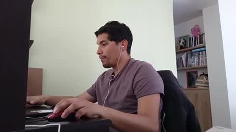 Snapshot of stefanbog91 chatting on 06/06/26, 02:22 Stefans online show from 06/06/26, 02:22
