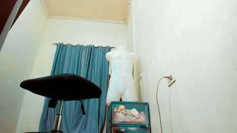 Snapshot of stefaniatsxxx chatting on 02/06/25, 07:35 stefania online show from 02/06/25, 07:35