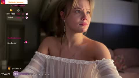 Stefanie online show from 02/02/25, 11:11