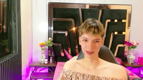 stefany piink online show from 03/16/26, 12:31