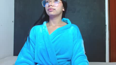 Stefanny lopez online show from 12/11/24, 03:26