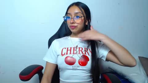 Stefanny lopez online show from 03/05/25, 12:00