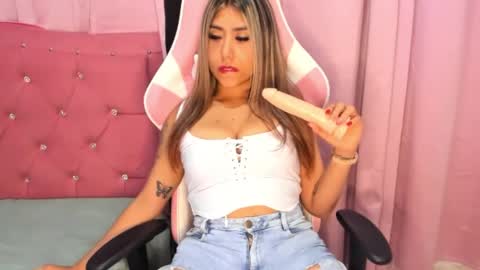Snapshot of stefanyhorny69 chatting on 01/03/25, 02:54 stefanyhorny69 online show from 01/03/25, 02:54