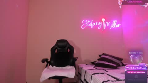 stefany online show from 01/09/25, 01:02