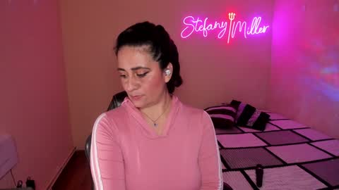 stefany online show from 01/10/25, 12:47