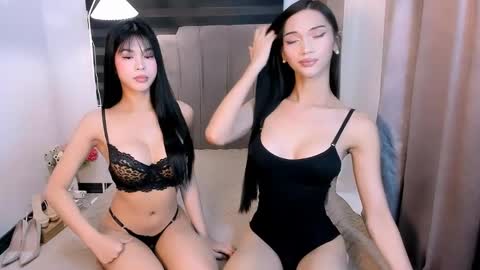 Snapshot of steffani_deluxe chatting on 05/05/26, 04:31 STEF online show from 05/05/26, 04:31