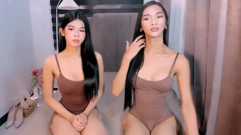 Snapshot of steffani_deluxe chatting on 05/14/26, 05:36 STEF online show from 05/14/26, 05:36