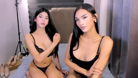 Snapshot of steffani_deluxe chatting on 05/23/26, 06:18 STEF online show from 05/23/26, 06:18