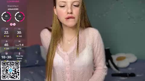 STEFI  Streams every day from 10 PM GTM1  online show from 03/14/26, 04:45