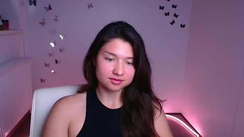 Snapshot of steffi_xo chatting on 09/17/25, 09:38 Steffi online show from 09/17/25, 09:38