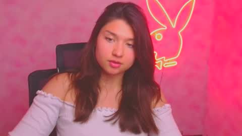 Snapshot of steffi_xo chatting on 10/03/25, 09:34 Steffi online show from 10/03/25, 09:34