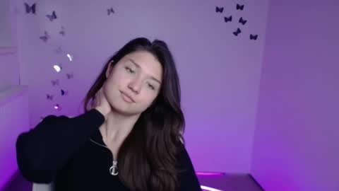 Snapshot of steffi_xo chatting on 10/05/25, 05:44 Steffi online show from 10/05/25, 05:44