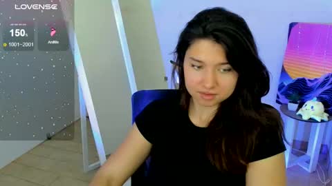 Snapshot of steffi_xo chatting on 10/10/25, 09:47 Steffi online show from 10/10/25, 09:47