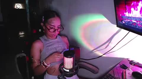   online show from 06/30/26, 06:25
