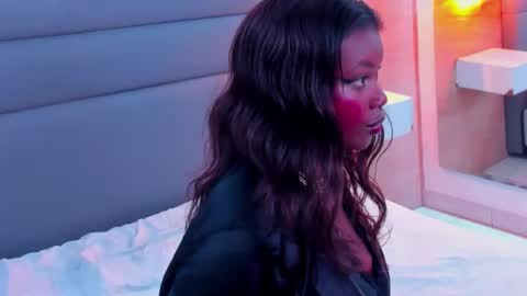 stella online show from 04/22/26, 04:04