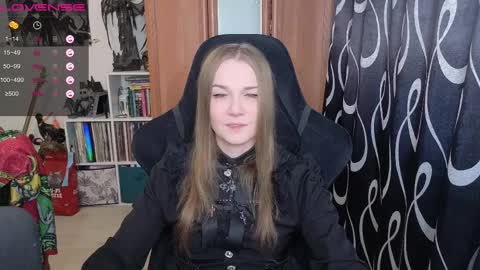 Snapshot of stella_and_carol chatting on 04/11/26, 11:58 Diana online show from 04/11/26, 11:58