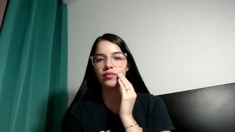 Stella online show from 01/04/25, 07:03