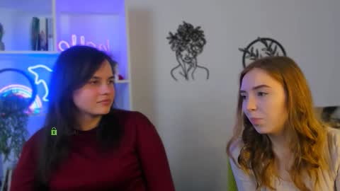 stella_flower online show from 02/13/26, 12:12