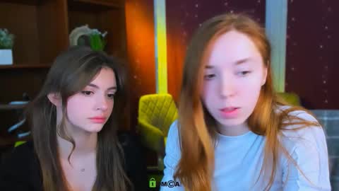 stella_flower online show from 03/16/26, 06:28