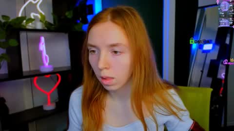 stella_flower online show from 03/31/26, 05:41