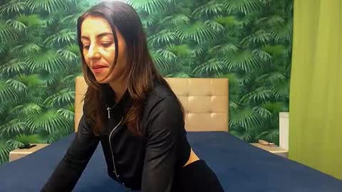 Stella John online show from 01/14/25, 04:36