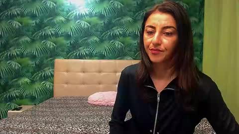 Stella John online show from 02/06/25, 05:35