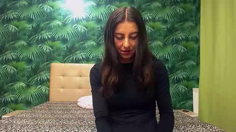 Stella John online show from 11/30/25, 07:01