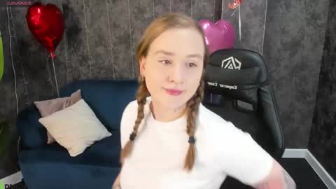 Stella online show from 02/12/26, 09:26