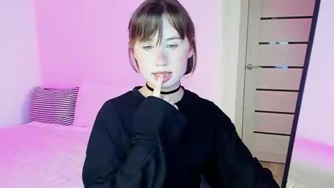 stella_sunny online show from 11/30/25, 02:37