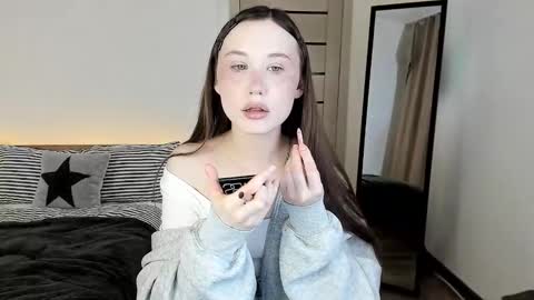 stella_sunny online show from 03/05/26, 04:25