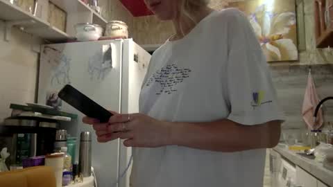 stella_walters online show from 06/10/26, 11:46