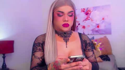 CALL ME STELLA online show from 10/26/25, 09:59