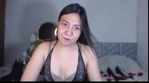 Snapshot of stellahugets chatting on 09/18/25, 09:06 Stella online show from 09/18/25, 09:06