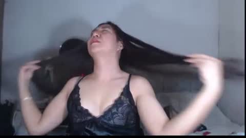 Snapshot of stellahugets chatting on 10/17/25, 08:50 Stella online show from 10/17/25, 08:50