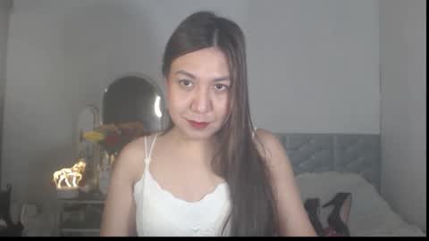 Snapshot of stellahugets chatting on 11/04/25, 05:01 Stella online show from 11/04/25, 05:01