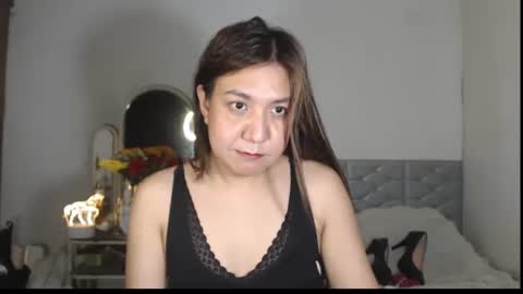 Snapshot of stellahugets chatting on 11/06/25, 04:52 Stella online show from 11/06/25, 04:52