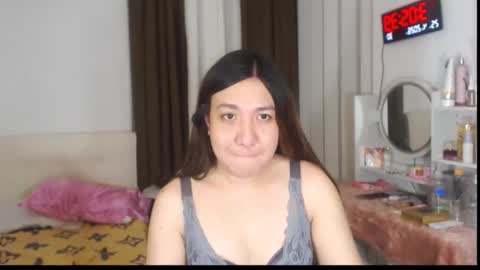 Stella online show from 04/24/26, 07:05