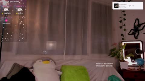 stellart_ online show from 01/12/25, 11:26