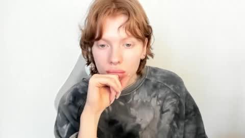 S T E L L A online show from 02/06/26, 08:18